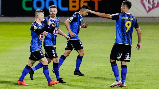 Huachipato choca con 12 de Octubre con la posibilidad de dar un importante paso rumbo a octavos