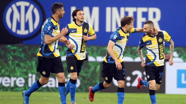 Inter de Milán doblegó a AS Roma y ensalzó su cartel de monarca de la Serie A