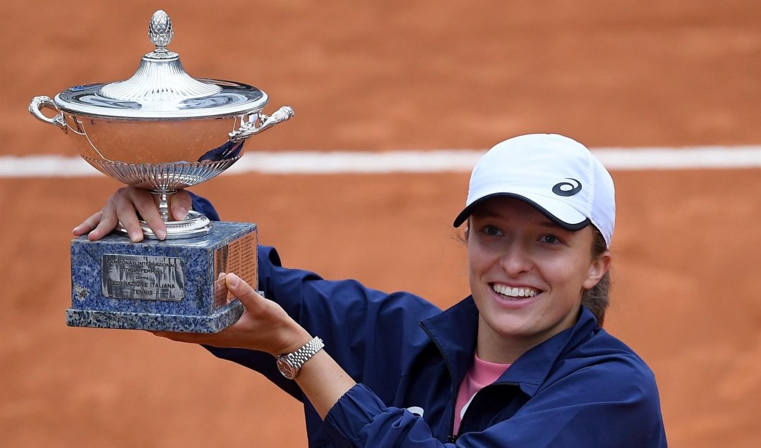 Iga Swiatek aplastó a Karolina Pliskova y se coronó campeona del torneo de Roma