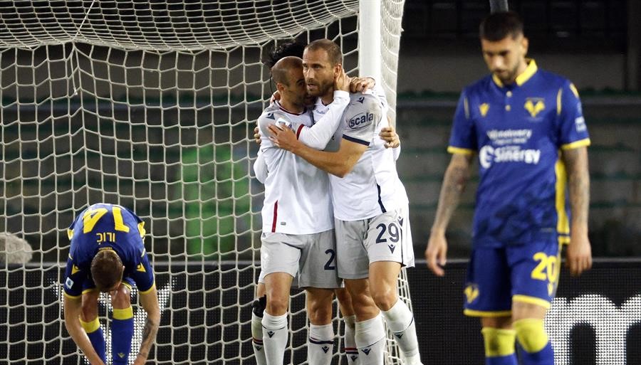 Bologna salvó un empate ante Hellas Verona con Gary Medel en banca