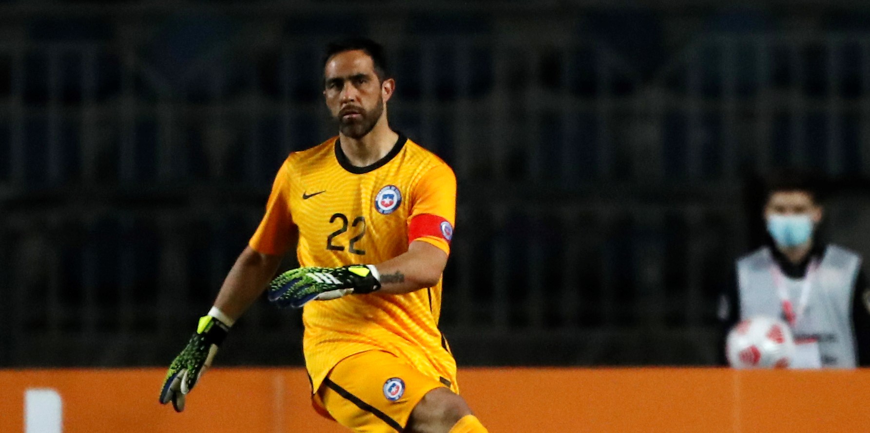 Claudio Bravo y la posibilidad de un retiro en Chile: No me cierro a ningún club, ni siquiera la U