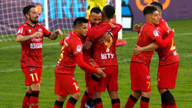 Ñublense derrotó con solidez a Curicó y arremetió en la parte alta del Campeonato Nacional