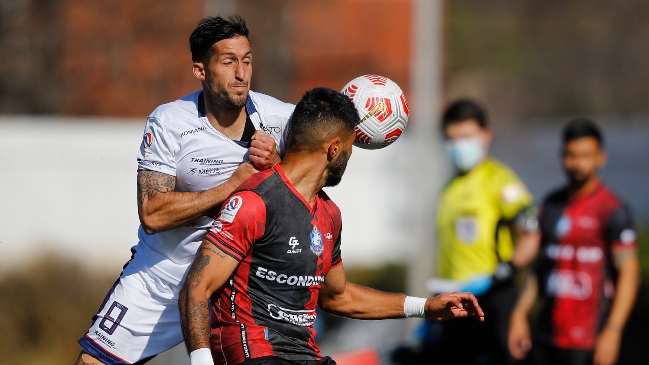 Melipilla dejó pasar la oportunidad de ser líder con un empate ante Antofagasta