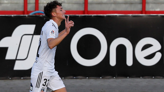 Luciano Arriagada definió con clase para sellar el triunfo de Colo Colo sobre Huachipato