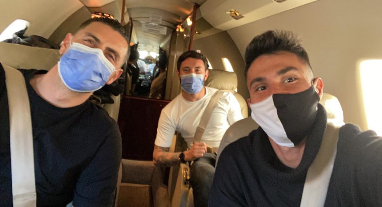 Gabriel Arias, Eugenio Mena y Pablo Galdames viajaron a Chile para sumarse a La Roja