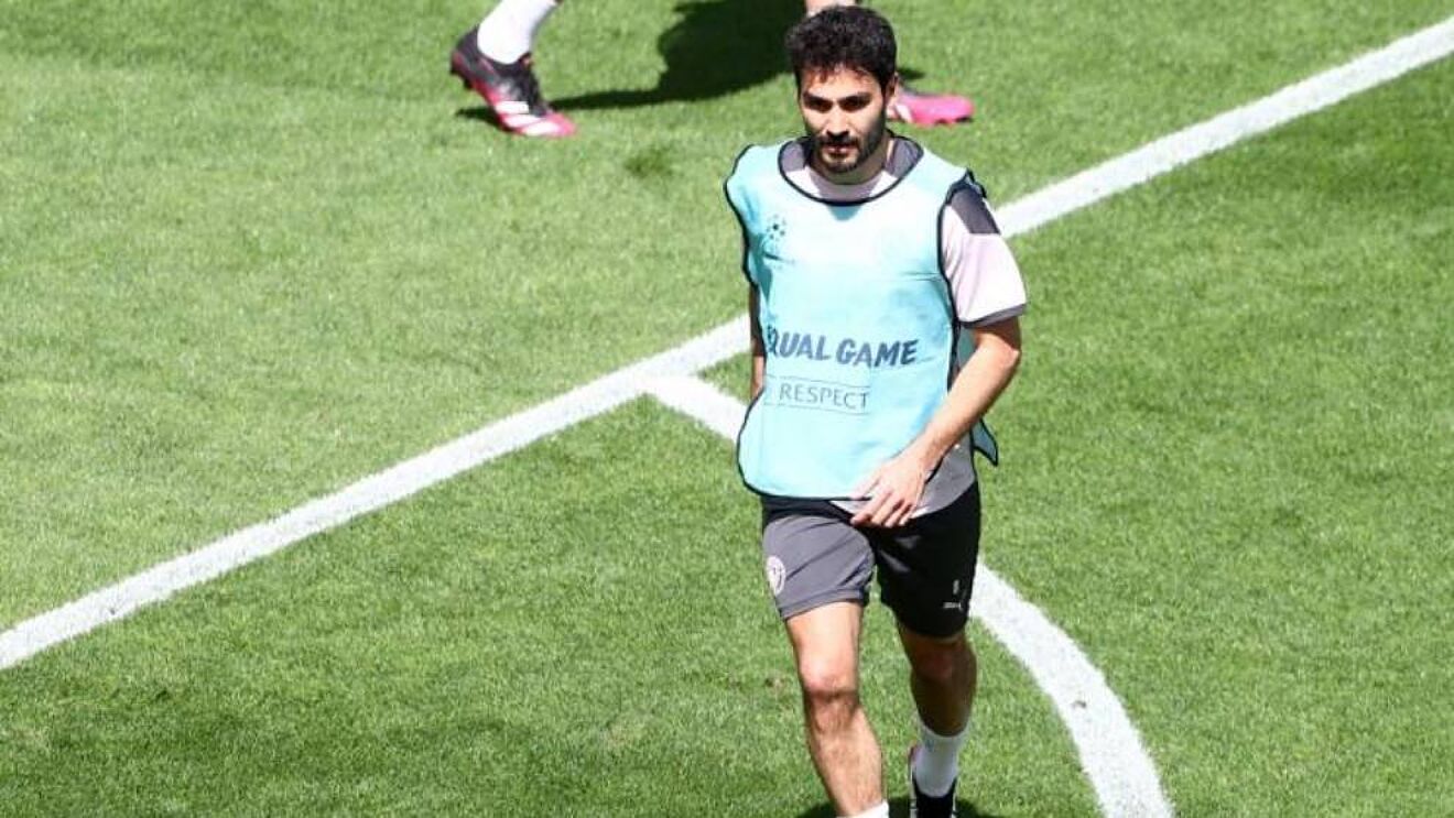 Ilkay Gündogan desató alarmas de Manchester City tras retirarse del entrenamiento