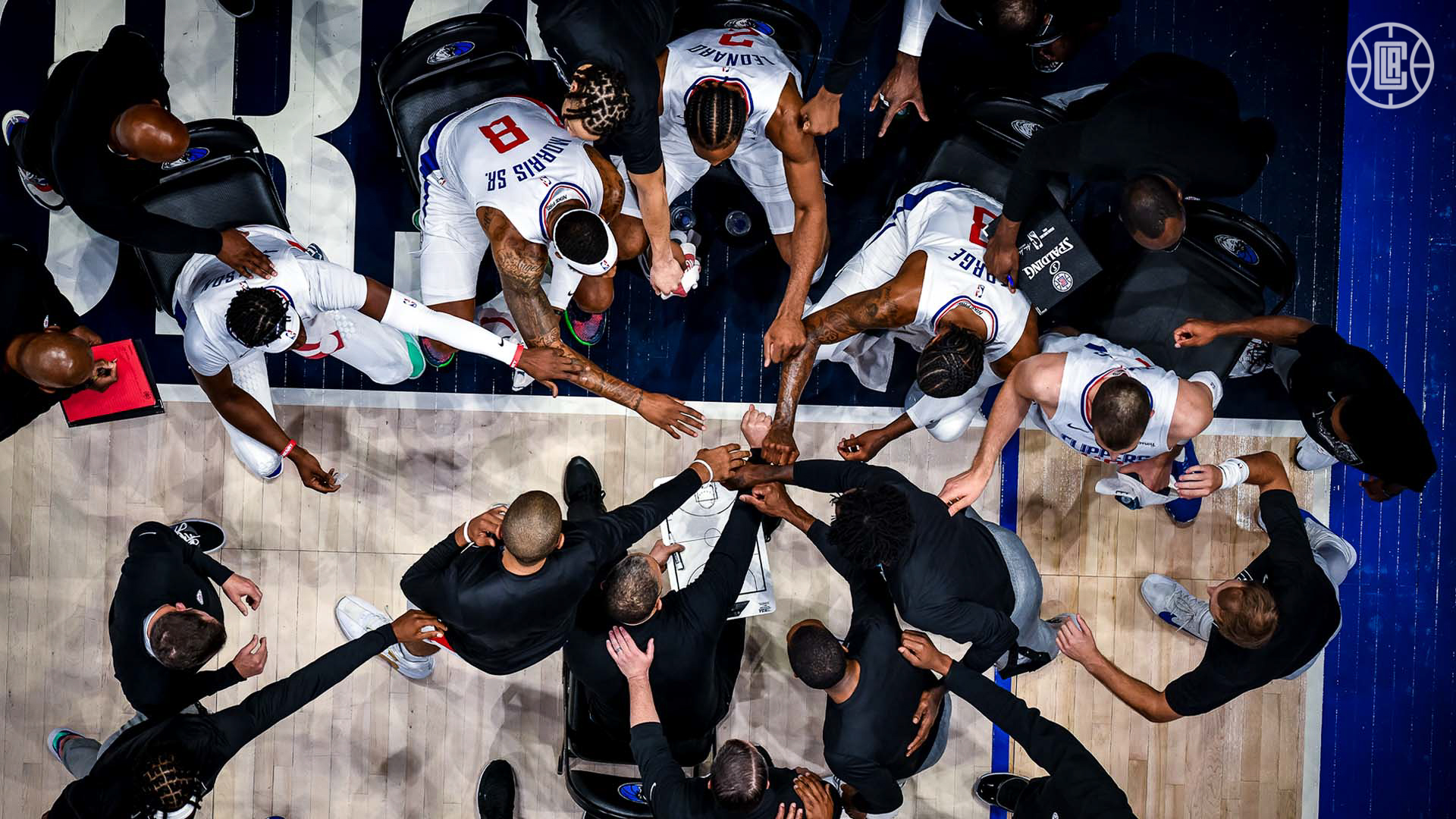Los Angeles Clippers derribó a Dallas Mavericks y descontó en la serie de play-offs de la NBA