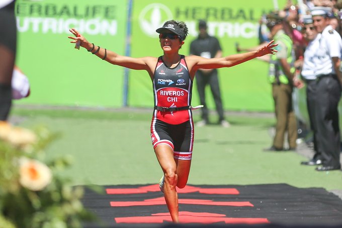 ¡Gran retorno! Bárbara Riveros fue séptima en Copa Mundial de Triatlón en Italia