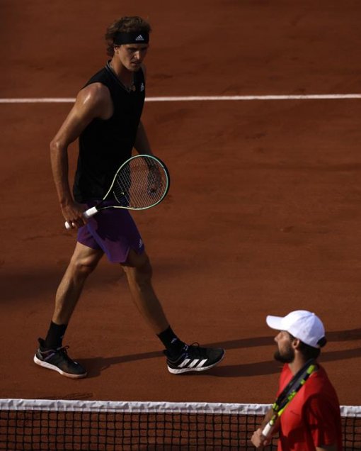 Alexander Zverev remontó ante Oscar Otte y accedió a segunda ronda en Roland Garros