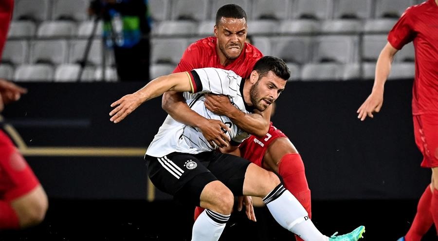 Alemania y Dinamarca protagonizaron un intenso empate en amistoso