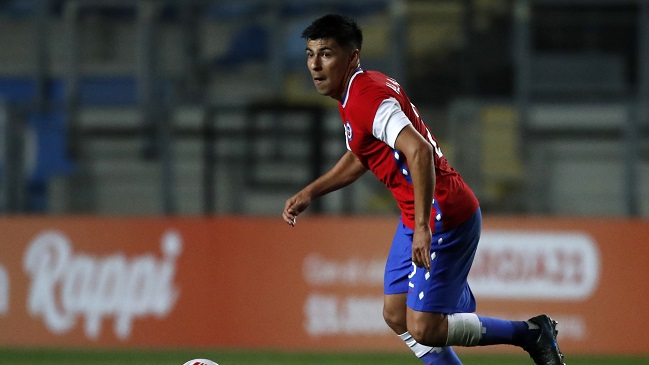 Tomás Alarcón sacó ventaja y se perfila como titular para enfrentar a Argentina