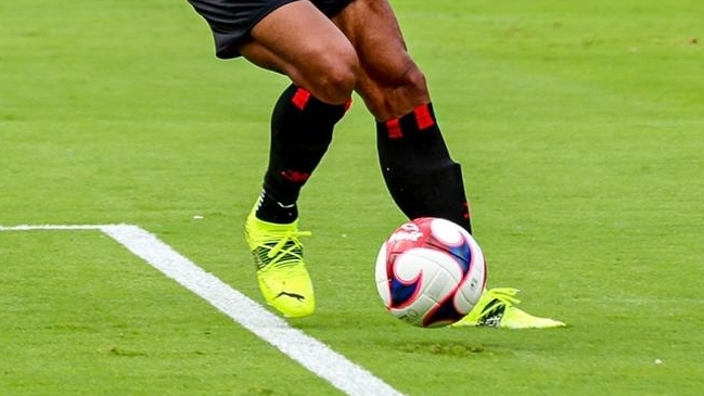 Futbolista irá a juicio por cuatro delitos de violación a menor