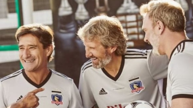 Colo Colo lanzó oficialmente camiseta conmemorativa de la Copa Libertadores del 91