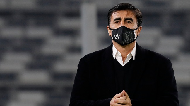 Quinteros se siente “halagado” por interés de San Lorenzo, pero dijo que seguirá en Colo Colo