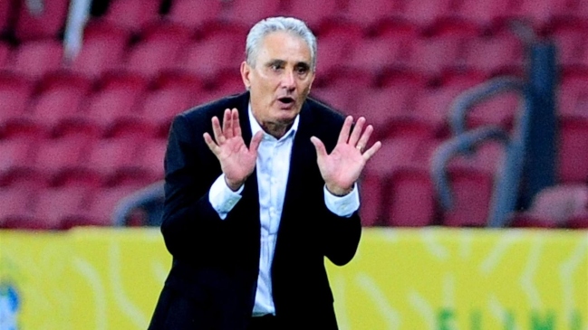 Bolsonaro negó que haya presionado para que Tite deje la selección brasileña