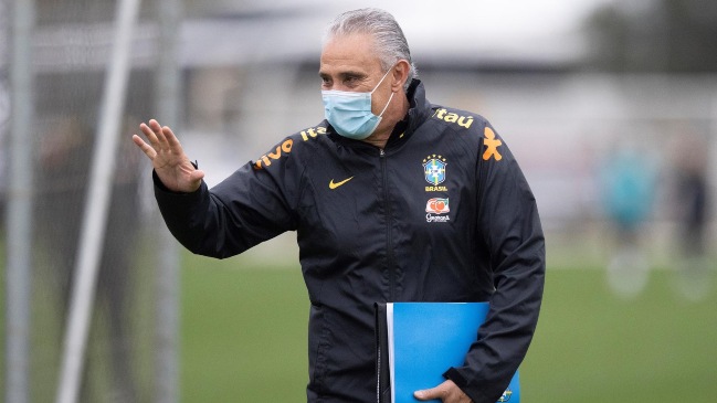 Tite negó amenazas de despido y siguió sin entregar su postura sobre la Copa América