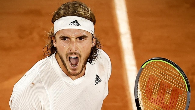 Tsitipas acabó con Medvedev para jugar su segunda semifinal en Roland Garros