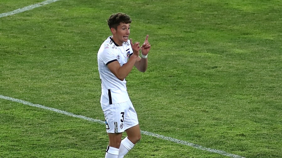 Luis Mena: Compartir con Alexis, Vidal y Bravo ayudará al crecimiento de Luciano Arriagada