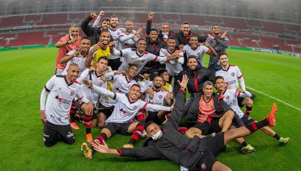 Inter de Porto Alegre fue eliminado por Vitoria de la segunda división en la Copa de Brasil