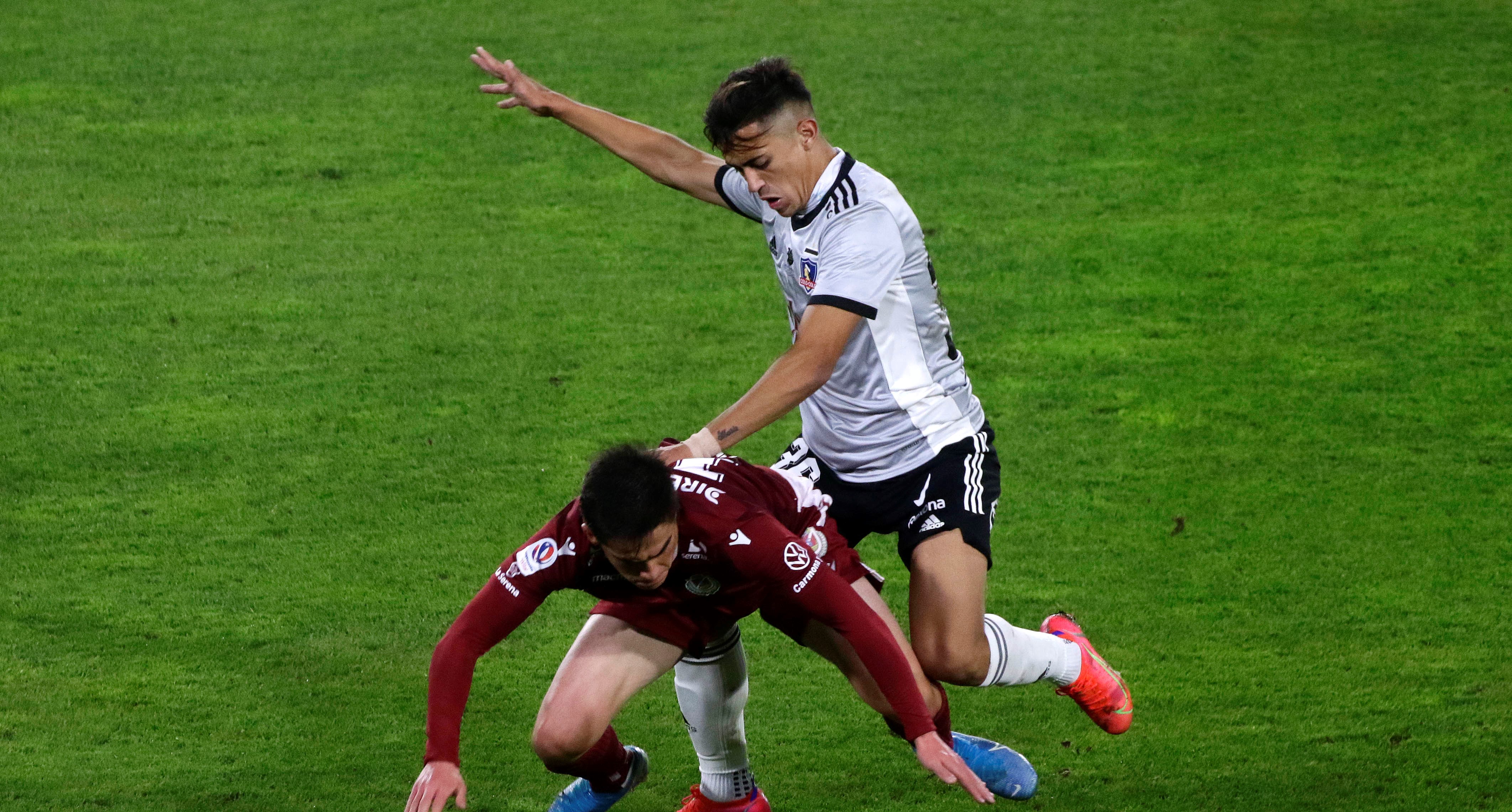 Ricardo Dabrowski se mostró reticente ante posible compra del pase de Solari en Colo Colo