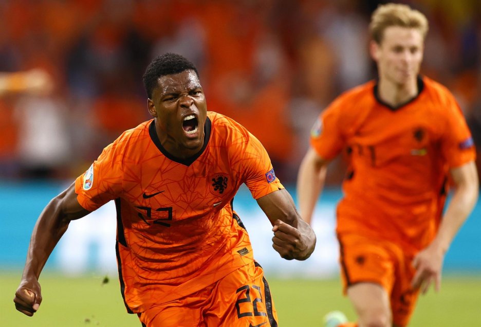 Holanda sufrió en Amsterdam para doblegar a Ucrania en emocionante duelo de la Euro 2020