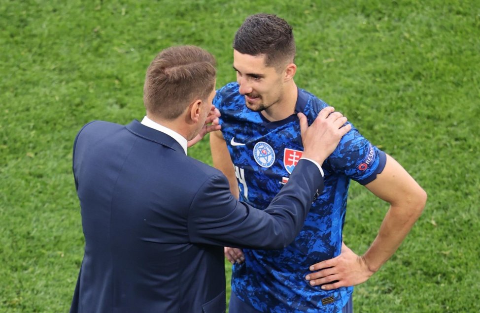 Eslovaquia frenó a la Polonia de Lewandowski en San Petersburgo