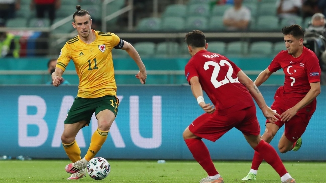 Gareth Bale se lució con dos asistencias en el triunfo de Gales ante Turquía