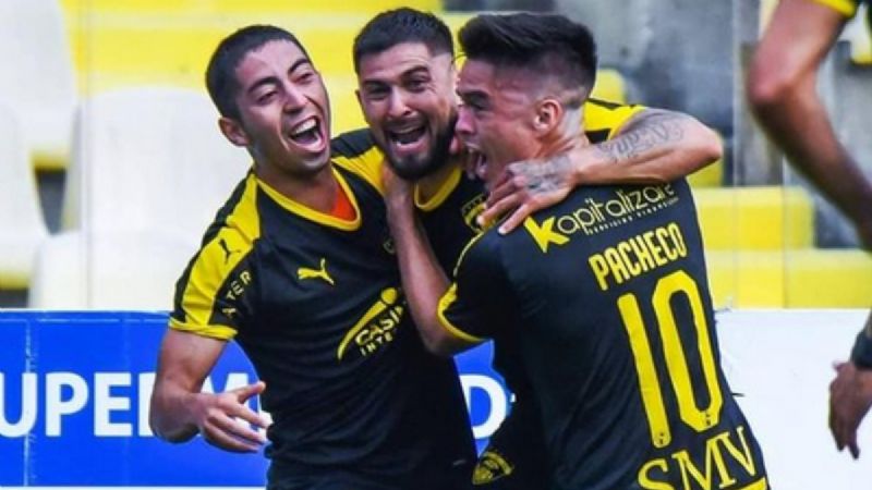 Presidente de Fernández Vial: Es maravilloso que en nuestro aniversario nos proclamaran campeones de Primera B