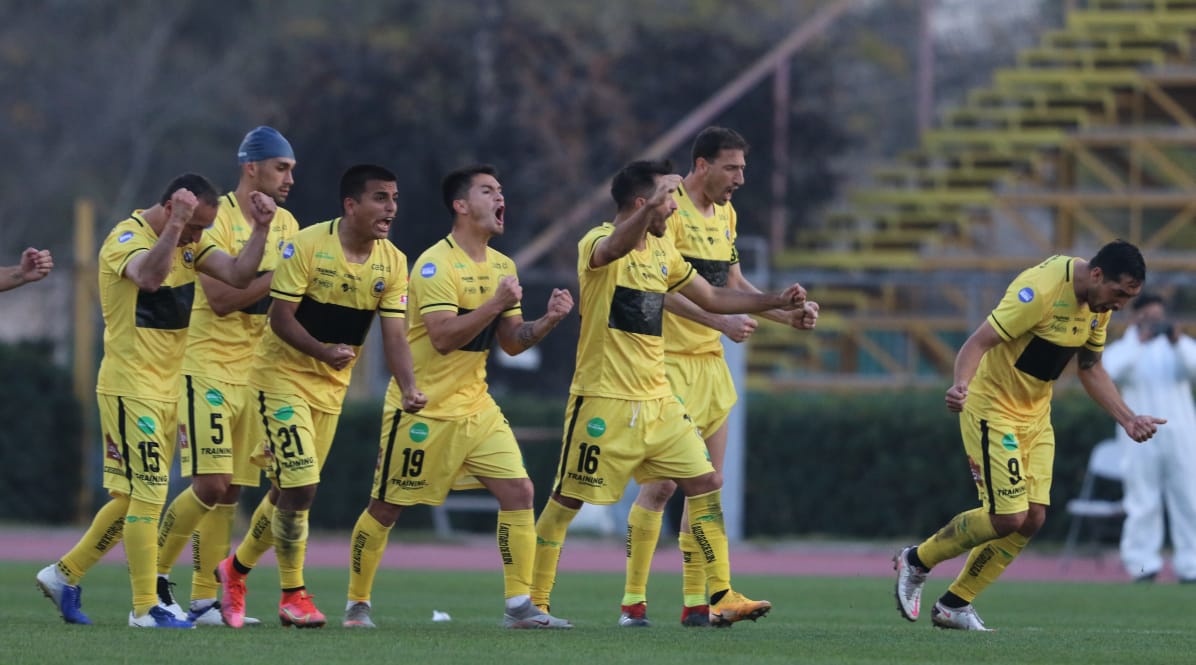 San Antonio Unido y Lautaro de Buin sorprendieron para avanzar a segunda ronda en Copa Chile