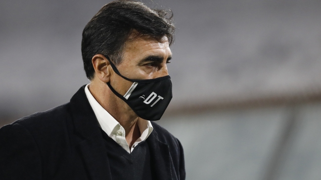 Gustavo Quinteros: Estamos buscando opciones tratando de incorporar a un delantero