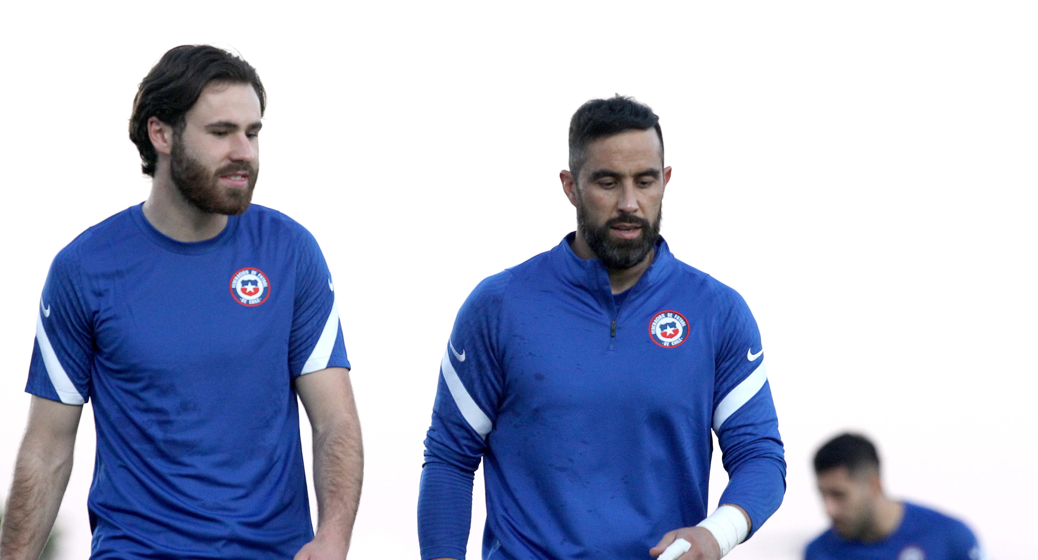 ¿Claudio Bravo es el traductor entre Lasarte y Brereton en la Roja?