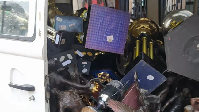 Club tuvo que entregar explicaciones por imagen de sus trofeos apilados en un furgón