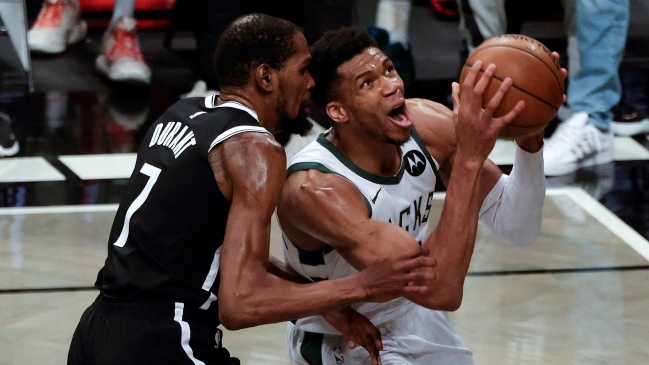 Los Bucks eliminaron a los Nets de la mano de Antetokounmpo