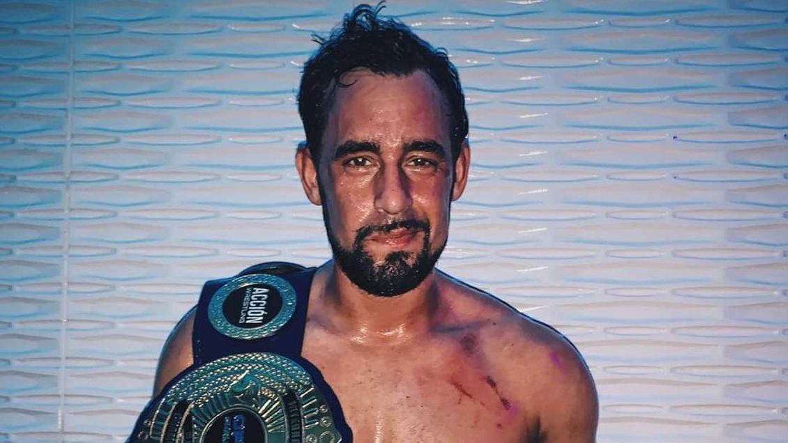 ¿Camino a la WWE? Ariel Levy ganó su primer título de lucha libre en EE.UU.