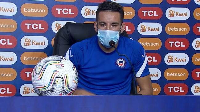 Mauricio Isla tras quiebre de la burbuja sanitaria: Incumplimos normas de la Conmebol