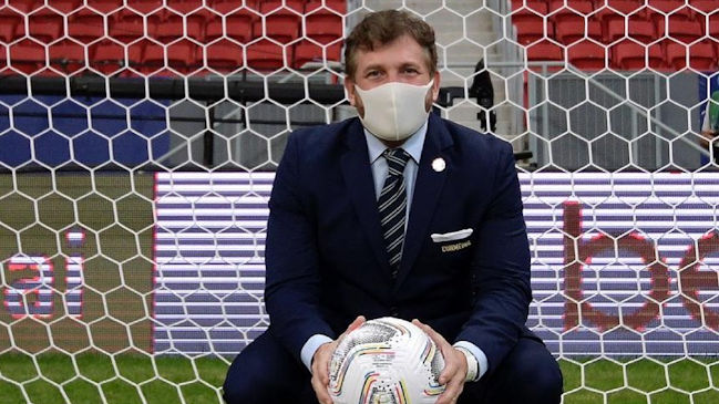 ¿Hay talento? Presidente de Conmebol se animó a dominar el balón durante la Copa América