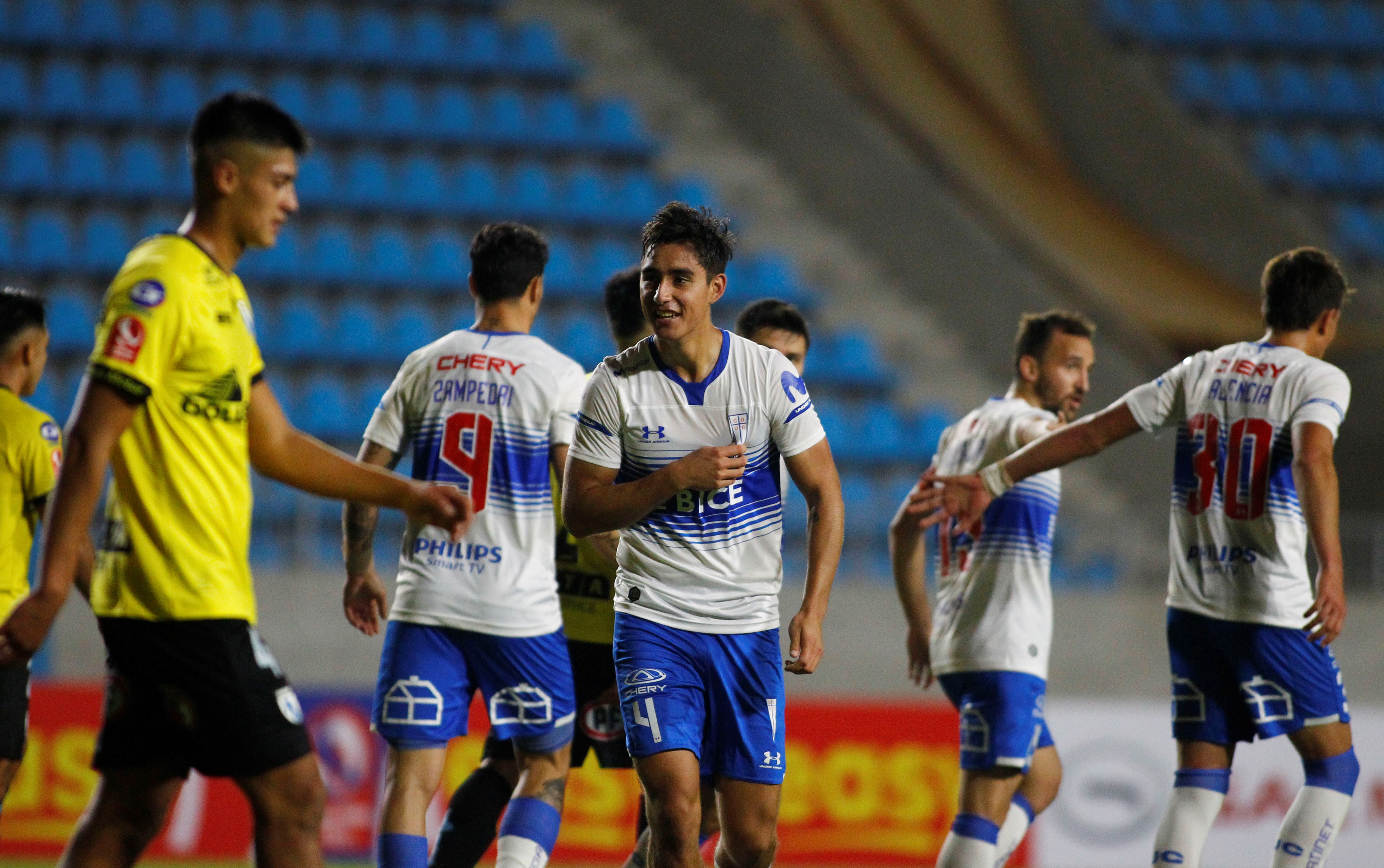 U. Católica se estrenó en Copa Chile con friccionado empate ante Deportes Iquique