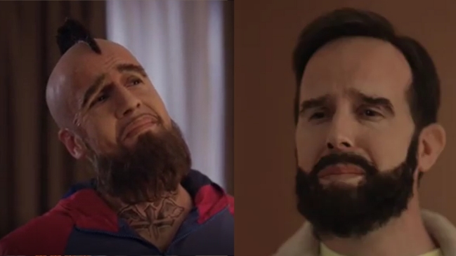 El abrazo de Arturo Vidal y Claudio Bravo al estilo de Stefan Kramer