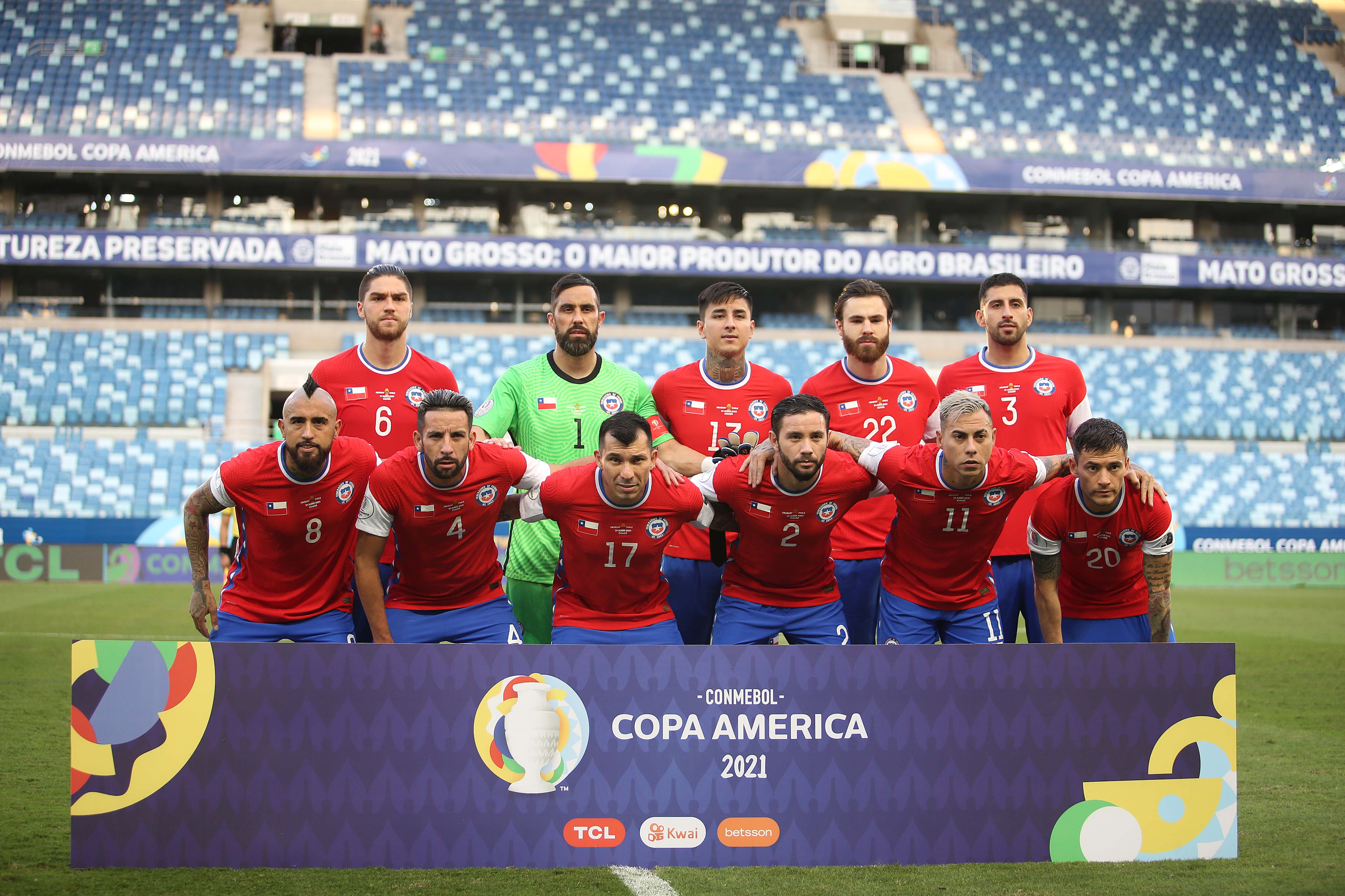 Alarcón y el abrazo de Bravo-Vidal: Ratifica que estamos comprometidos a ganar la Copa América