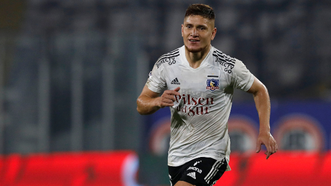 Racing Club sondeó a Leonardo Gil para reemplazar a Marcelo Díaz