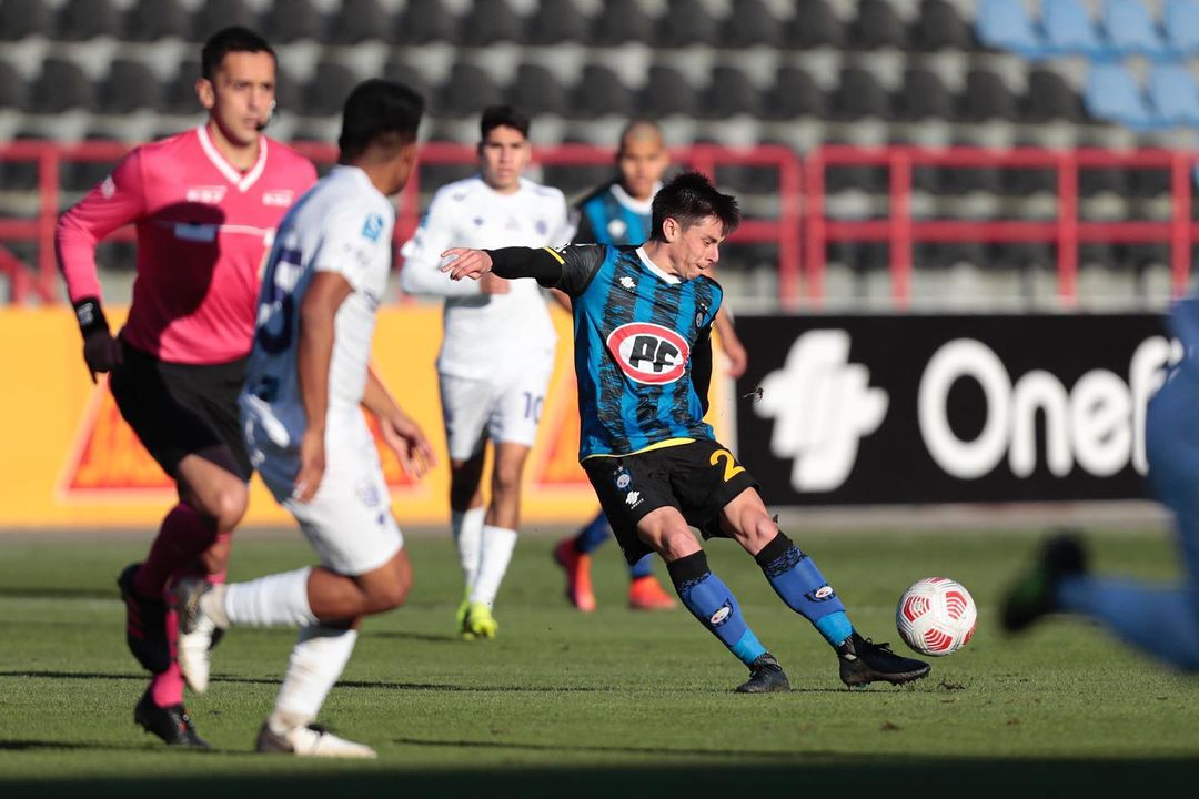 Huachipato avanzó a octavos de Copa Chile tras sufrido triunfo ante San Antonio Unido