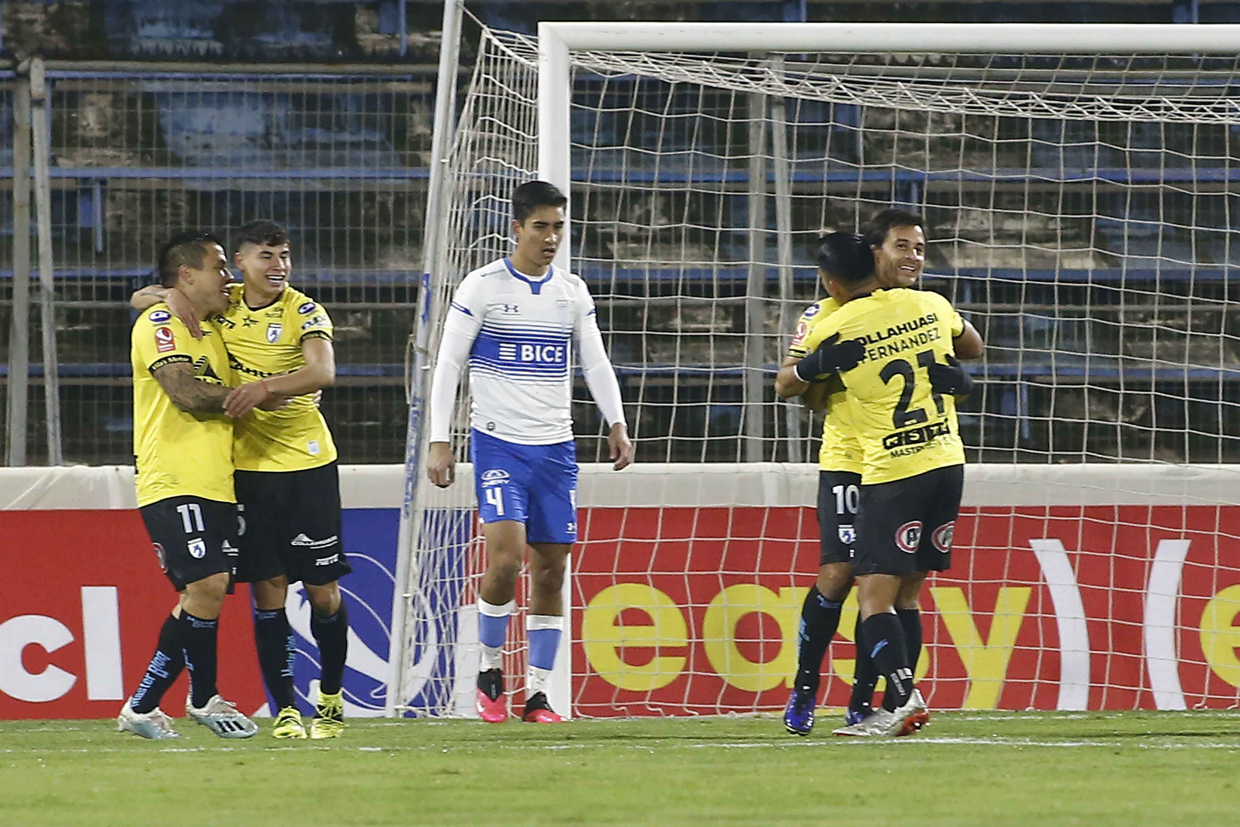 Alexander Oroz se paseó por el área de la UC y Carlos Espinosa anotó el segundo para Iquique