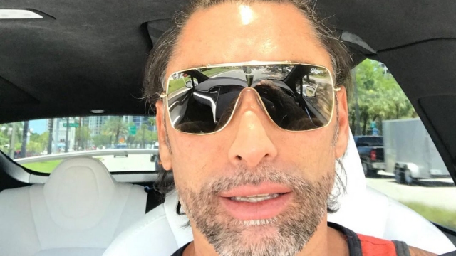 Marcelo Ríos volvió a repasar a sus “enemigos televisivos” con curioso video