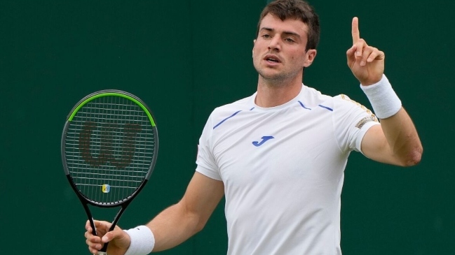 Pedro Martínez superó a Monfils y será el rival de Garin en Wimbledon