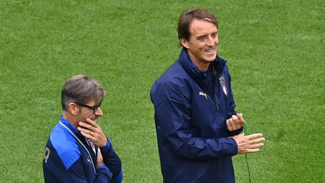 Roberto Mancini: Espero que De Bruyne y Eden Hazard puedan jugar contra nosotros