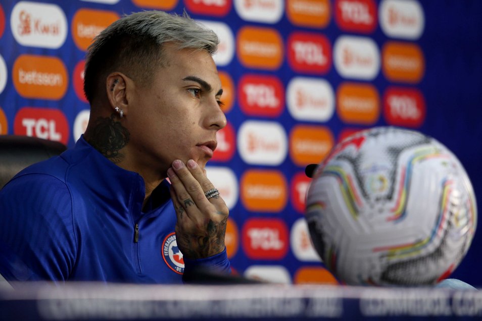 Martín Lasarte y Eduardo Vargas anticiparon el cruce con Brasil en Copa América