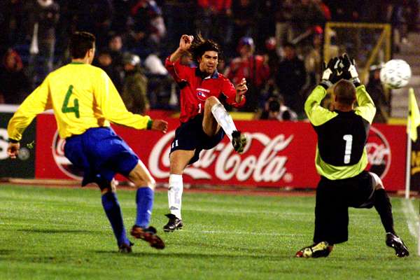 La inolvidable victoria de Chile sobre Brasil de la mano de Marcelo Salas camino a Japón y Corea