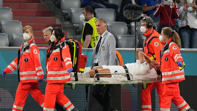 Leonardo Spinazzola salió lesionado en Italia y quedó con posible rotura en el tendón de Aquiles