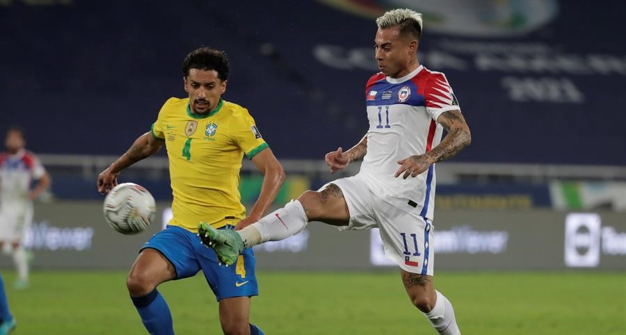 ¿Estaba adelantado? El gol que le anularon a Eduardo Vargas por un supuesto fuera de juego