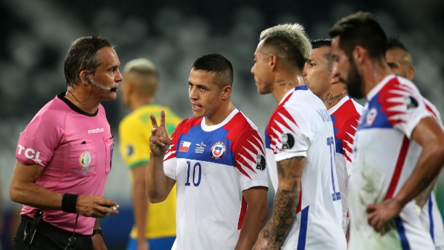 Conmebol liberó audio del VAR en el gol anulado a Vargas: “Está muy fino”